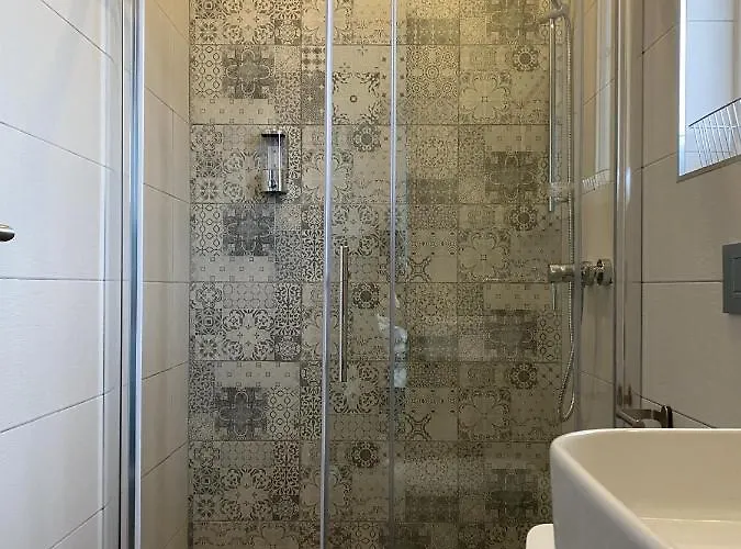 Aquae Aparthotel St. Paul's Bay